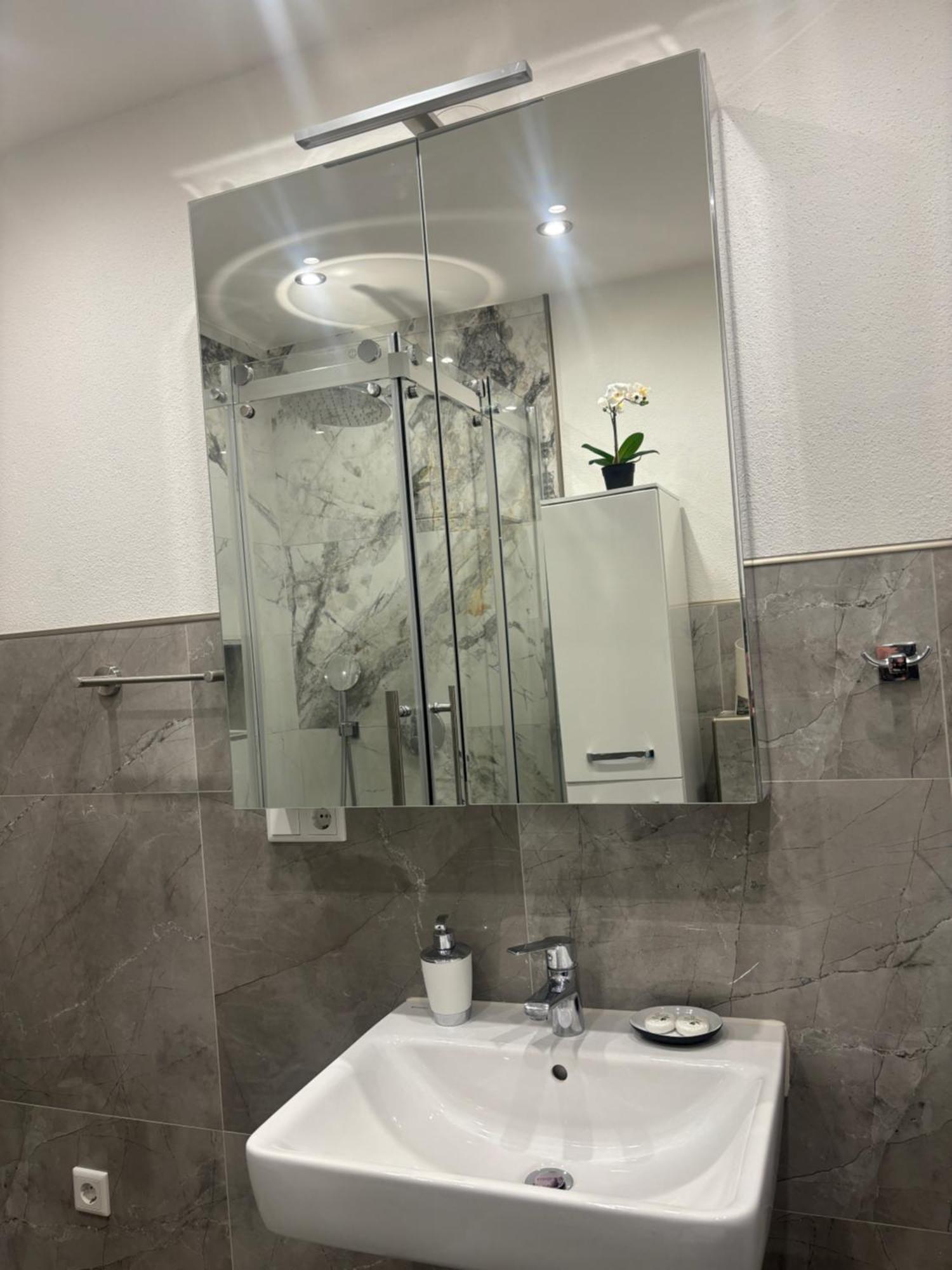 Lenti Duesseldorfer Apartment'S Экстерьер фото